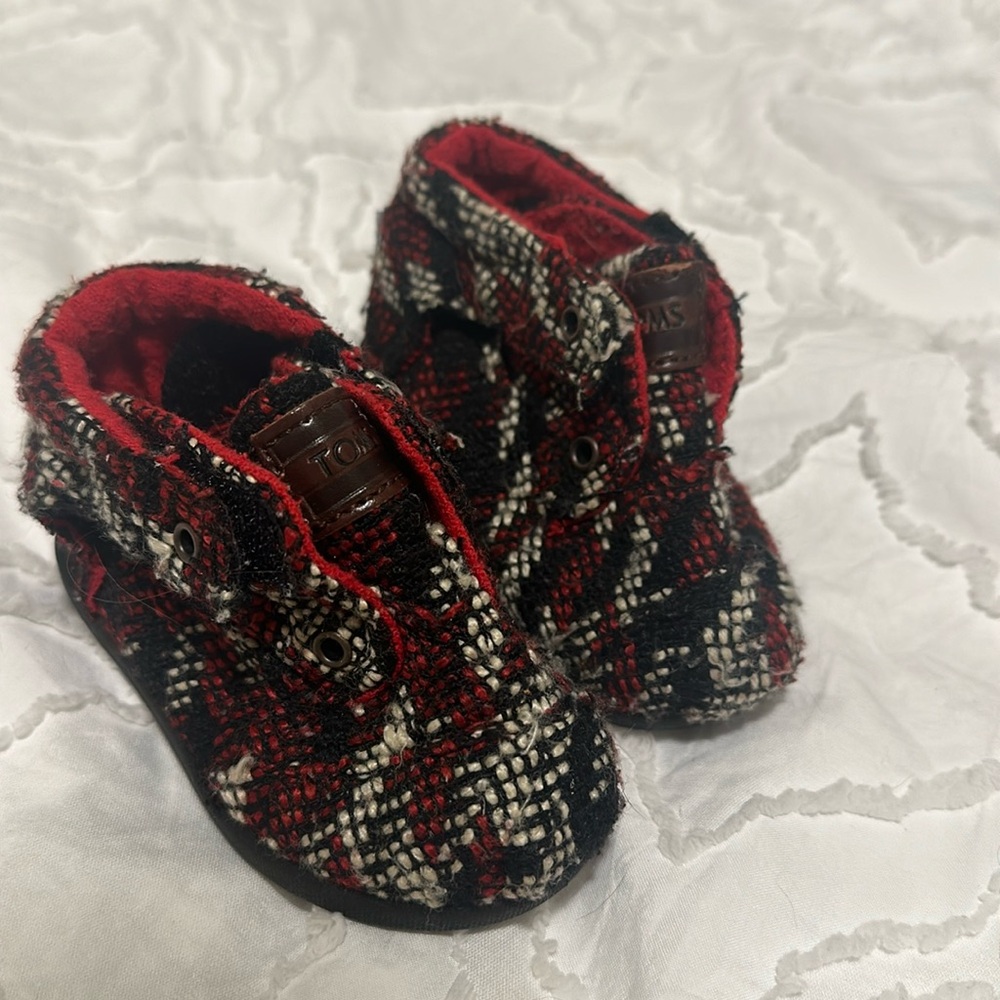 Toms toddler shoes